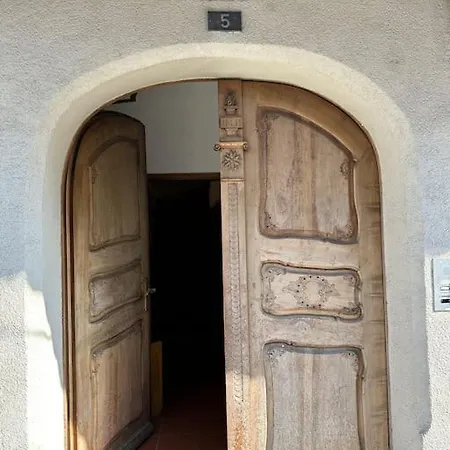 Charmante 2.5 Zimmer-wohnung * Altstatten